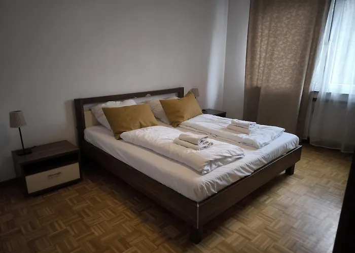 Apartment 8 At Cologne Cathedral